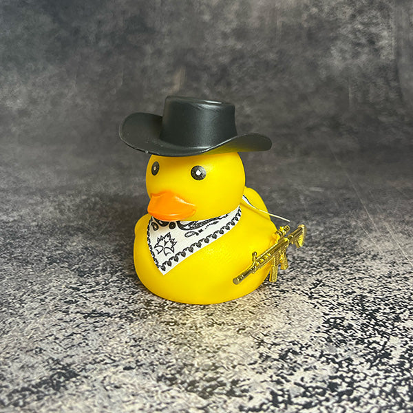 Декоративна качка ковбой в авто жовта