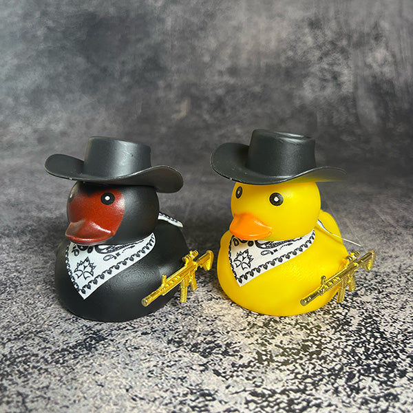 Декоративна качка ковбой в авто чорна та жовта
